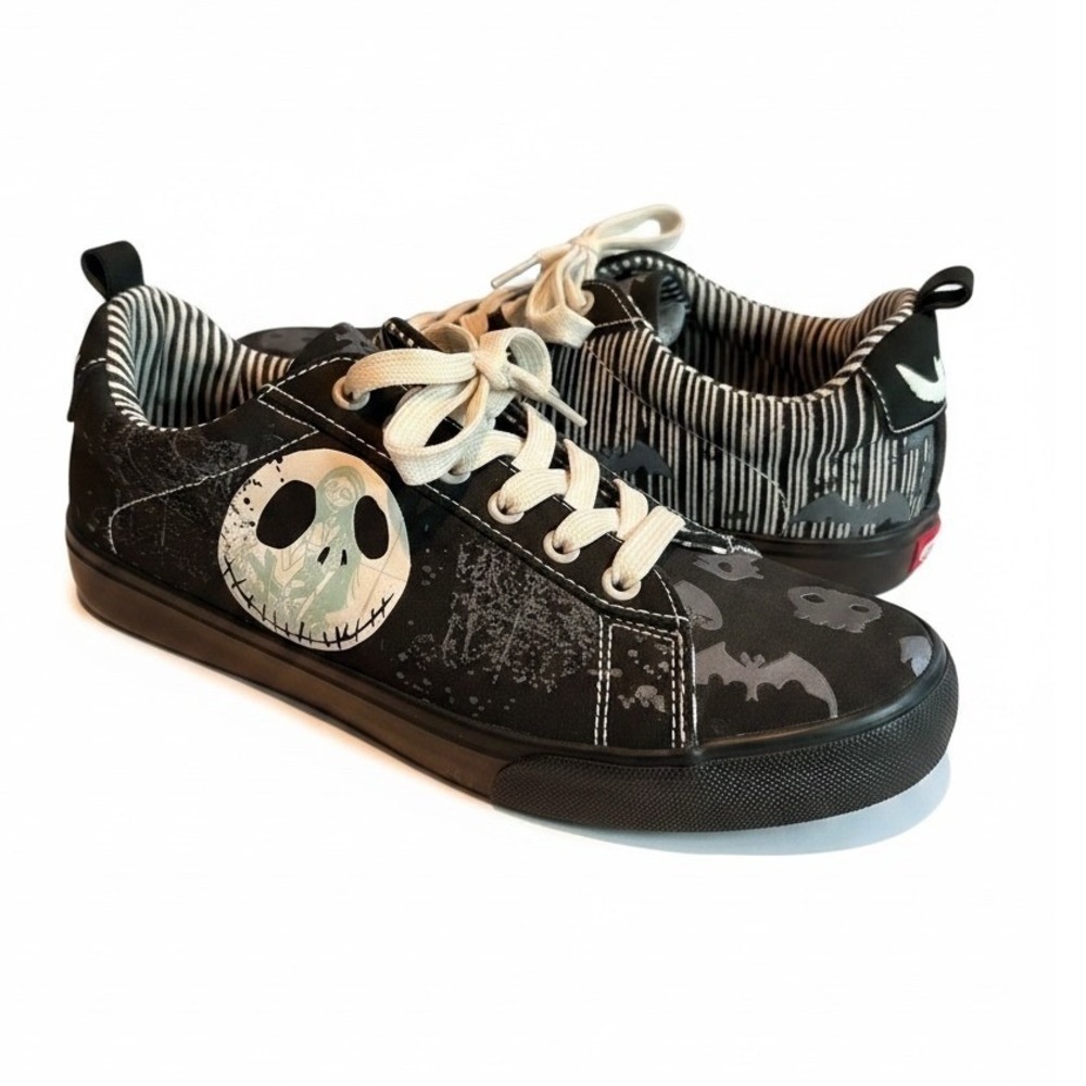 Ground Up Nightmare Before Christmas 9.5 Black Jack Skellington Goth Emo